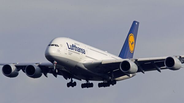  Lufthansa  -    