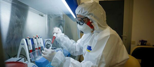Тест на короновирус в Госпитале Таможенного Комитета, фото из архива - Sputnik Азербайджан