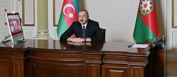Prezident İlham Əliyevin sədrliyi ilə Təhlükəsizlik Şurasının iclası keçirilib - Sputnik Азербайджан