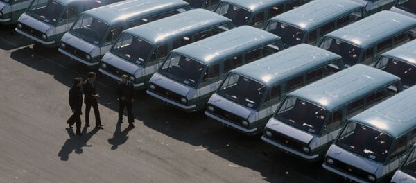 Микроавтобусы Рижского автозавода, предназначенные для Олимпиады-80. Микроавтобусы Рижского автозавода, предназначенные для Олимпиады-80. - Sputnik Азербайджан