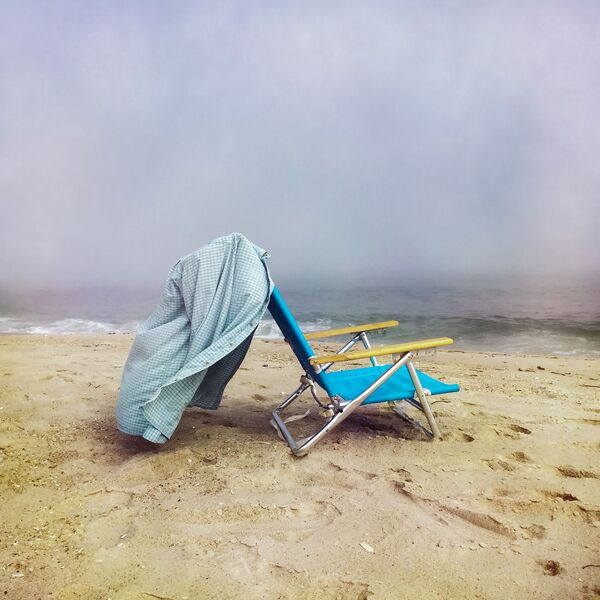 Снимок Beach chair американского фотографа Danielle Moir, занявший 1-е место в номинации OTHER конкурса IPPAWARDS 2020 - Sputnik Азербайджан