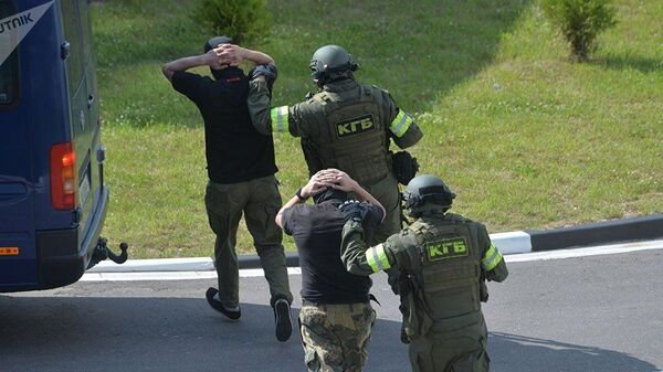 Задержание условных террористов сотрудниками КГБ в Минске - Sputnik Azərbaycan