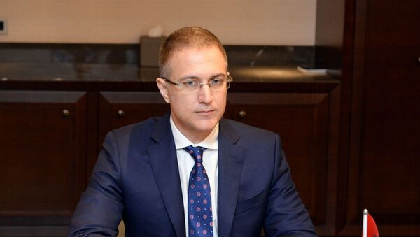Вице-премьер, министр внутренних дел Сербии Небойша Стефанович - Sputnik Азербайджан