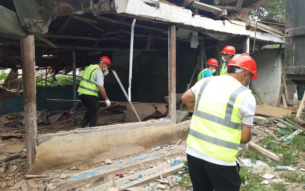 Восстановление домов в Товузском районе, пострадавших в результате обстрела вооруженных сил (ВС) Армении - Sputnik Азербайджан
