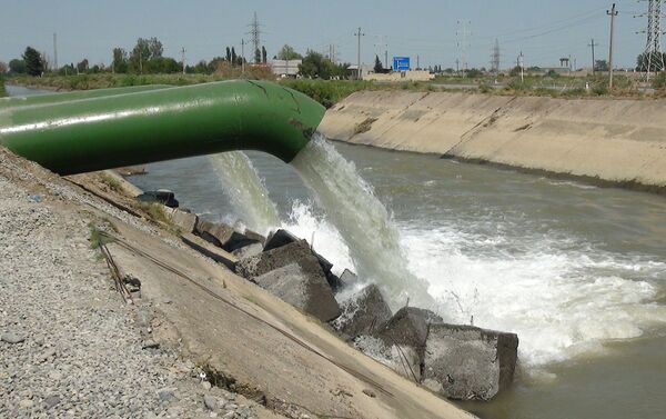 Вода из озер Имишли начала поступать для орошения в главный Муганский канал - Sputnik Азербайджан