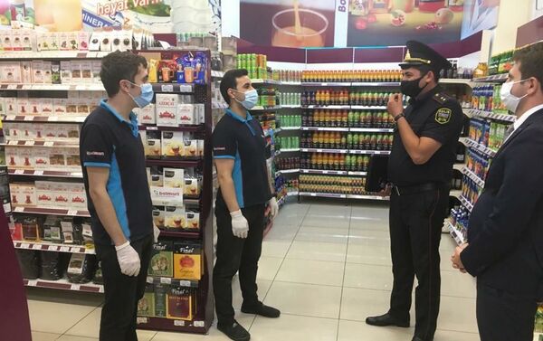 Рейд в супермаркете - Sputnik Азербайджан