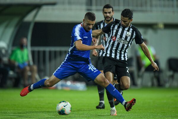 Матч первого квалификационного раунда Лиги европы между азербайджанским Нефтчи и северомакедонским клубом Шкупи - Sputnik Azərbaycan