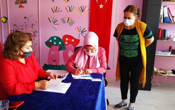 Благотворительная акция азербайджанцев в Стамбуле - Sputnik Азербайджан