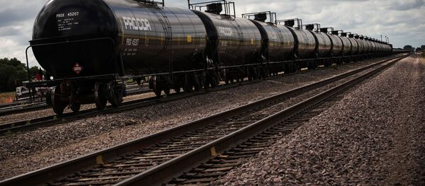 Нефтяные контейнеры, фото из архива Нефтяные контейнеры, фото из архива - Sputnik Азербайджан