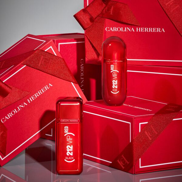 Carolina Herrera выпустили ароматы (212) RED VIP в рамках кампании по борьбе со СПИД Carolina Herrera выпустили ароматы (212) RED VIP в рамках кампании по борьбе со СПИД - Sputnik Азербайджан