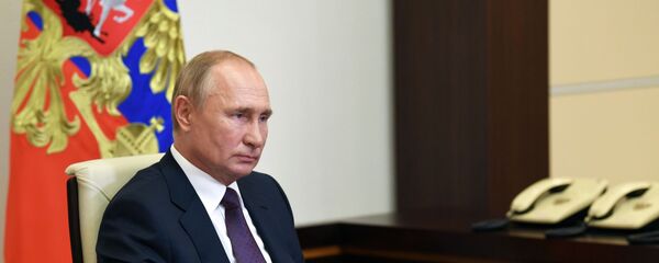 Президент РФ Владимир Путин Президент РФ Владимир Путин - Sputnik Азербайджан