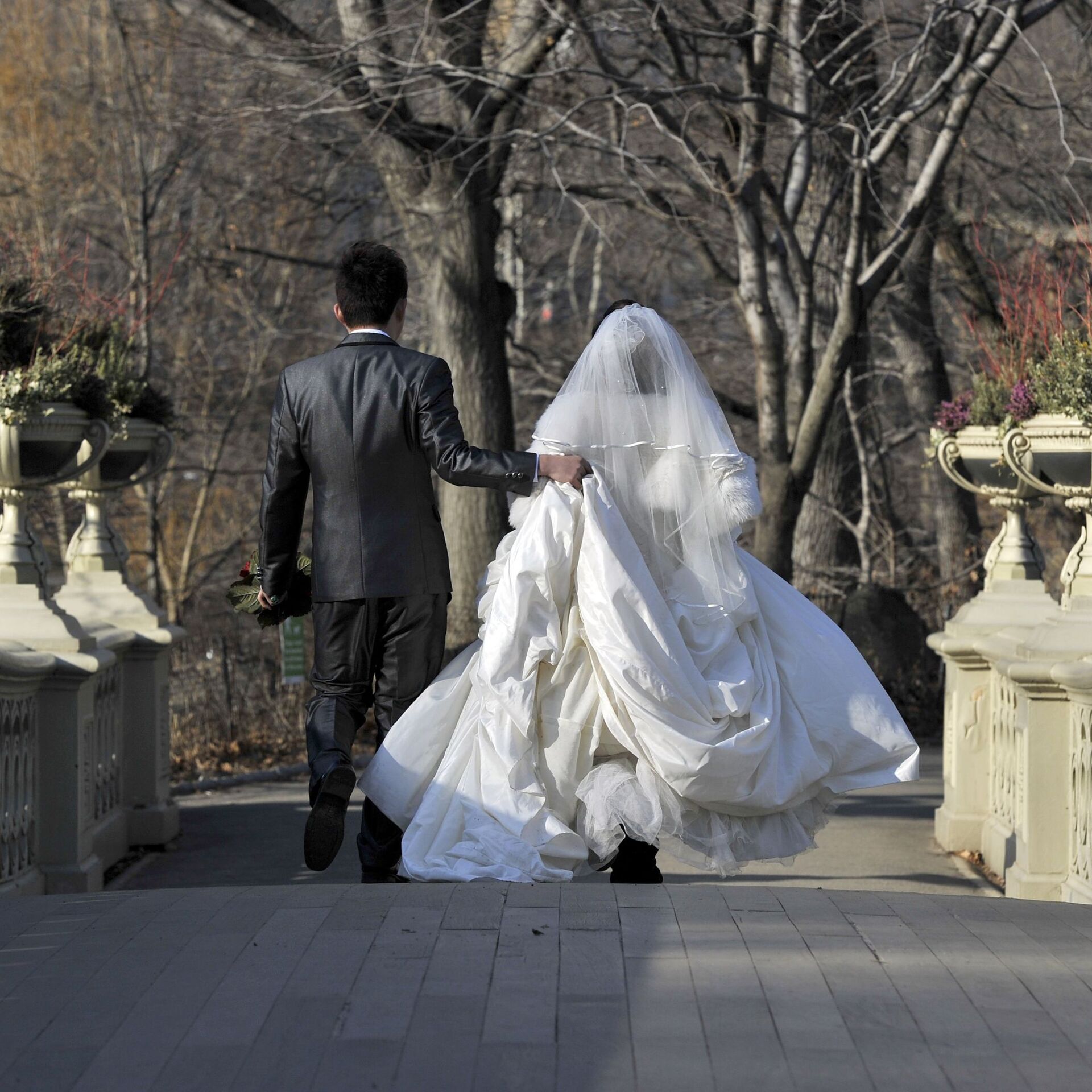 Тайно вышла замуж. Тайная свадьба. Регистрация брака в Грузии. Регистрация брака в Азербайджане. Брайд степс.