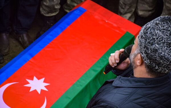  Церемония похорон младшего сержанта Мамедова Эльшана Али оглу - Sputnik Азербайджан