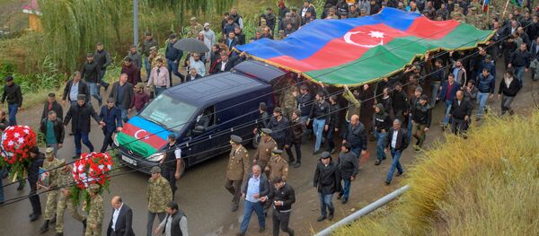 Şəhid Məmmədov Elşən Əli oğlunun dəfn mərasimi  - Sputnik Азербайджан