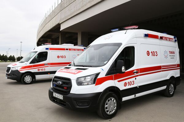 Новые автомобили скорой медицинской помощи - Sputnik Азербайджан