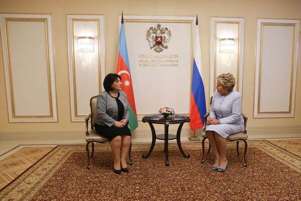 Böyük əhəmiyyət veririk – Matviyenko Milli Məclis üzvlərinin Rusiyaya səfəri haqda Böyük əhəmiyyət veririk – Matviyenko Milli Məclis üzvlərinin Rusiyaya səfəri haqda - Sputnik Azərbaycan
