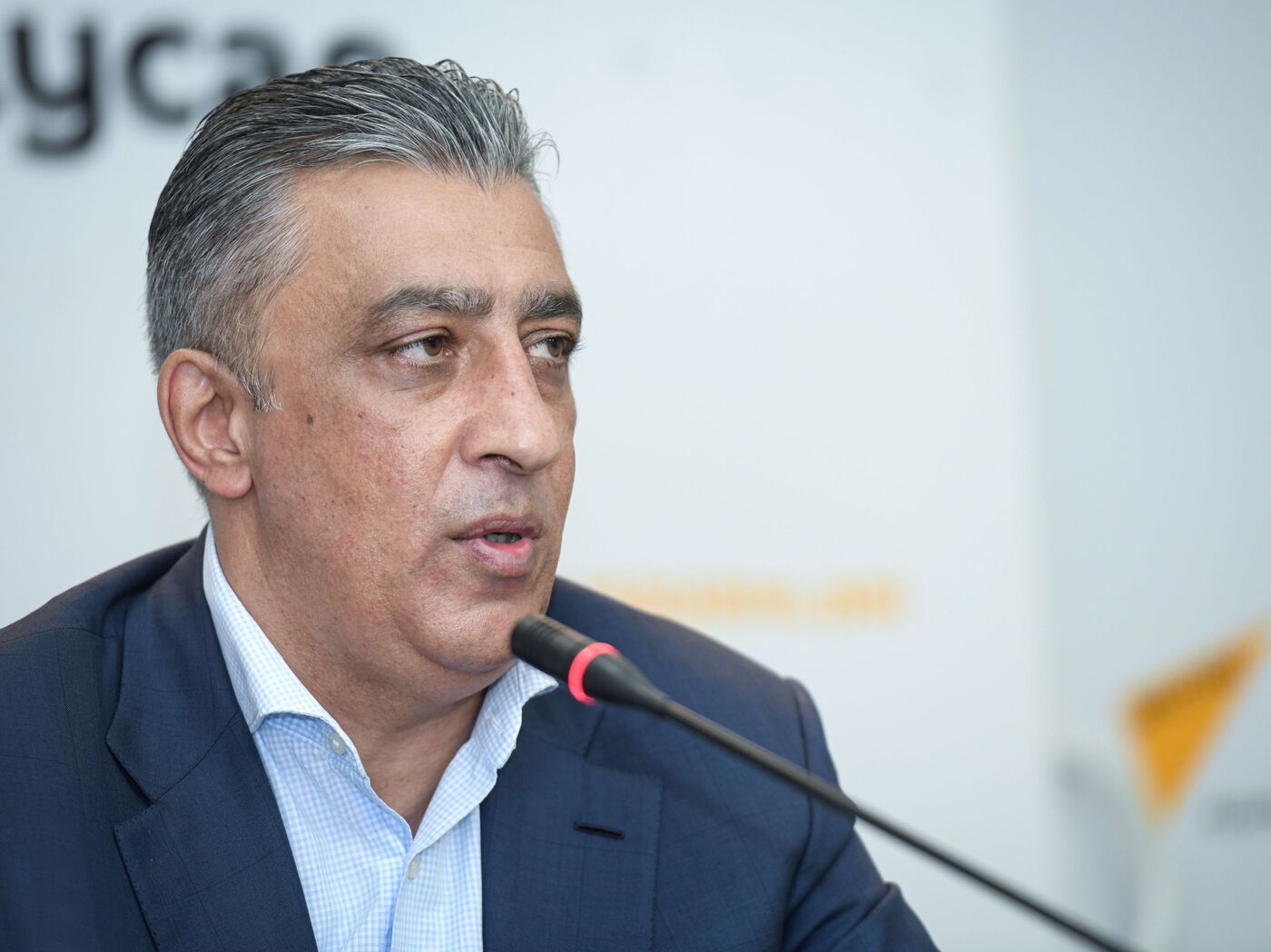 Samir Dübəndi: “Regionlardakı hava limanlarının potensialından tam istifadə  edilməyib” - 18.08.2021, Sputnik Azərbaycan