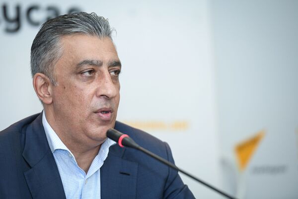 Соль на рану азербайджанского туризма: возможностей много, но предложить людям нечего Соль на рану азербайджанского туризма: возможностей много, но предложить людям нечего - Sputnik Азербайджан