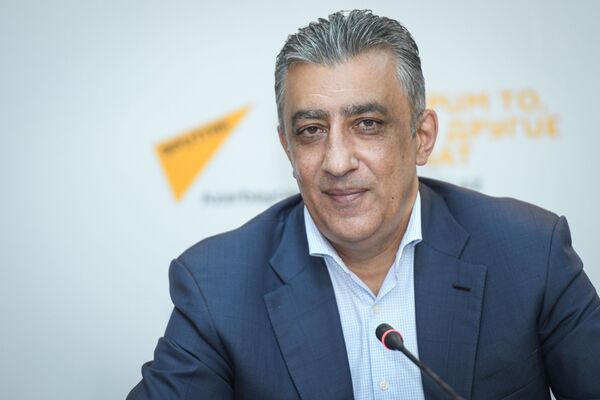 Председатель правления Ассоциации отелей и ресторанов Азербайджана Самир Дюбенди - Sputnik Азербайджан