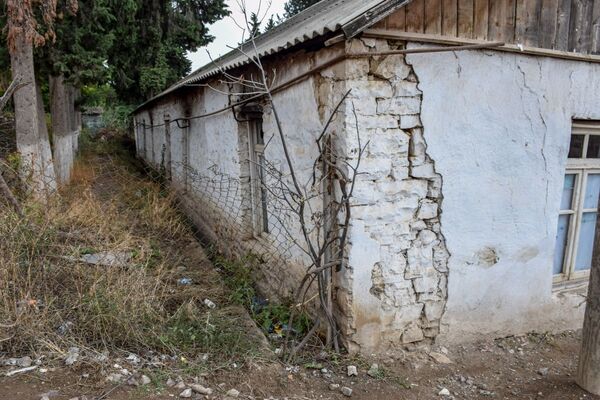 Heç kim övladını o məktəbə göndərmək istəmir: onların həyatı üçün ciddi təhlükə var - FOTO Heç kim övladını o məktəbə göndərmək istəmir: onların həyatı üçün ciddi təhlükə var - FOTO - Sputnik Azərbaycan
