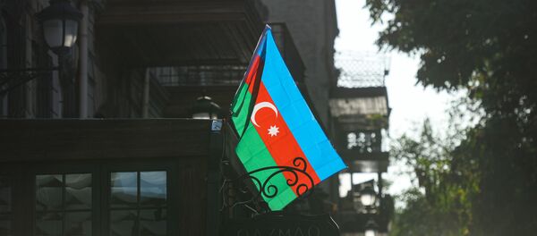 Флаги Азербайджана на улицах Баку. - Sputnik Азербайджан