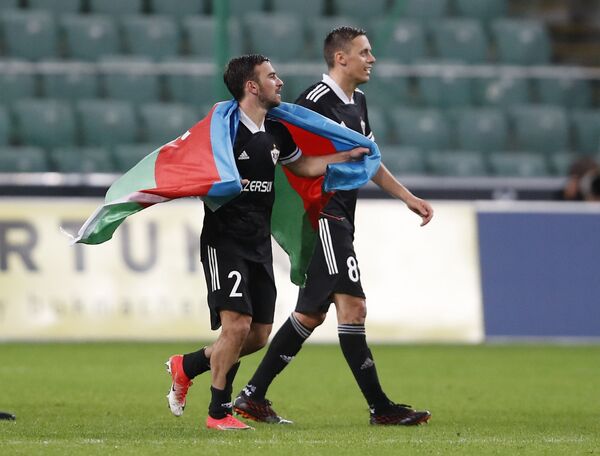 Матч плей-офф раунда квалификации Лиги Европы между польской Легией и азербайджанским Карабахом  - Sputnik Azərbaycan