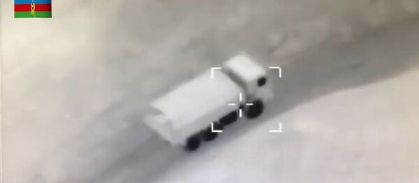 Как азербайджанская армия ликвидировала бронетехнику ВС Армении - видео Как азербайджанская армия ликвидировала бронетехнику ВС Армении - видео - Sputnik Азербайджан