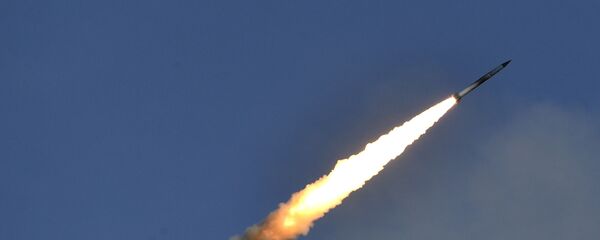Пуск ракеты во время командно-штабных учений, фото из архива Пуск ракеты во время командно-штабных учений, фото из архива - Sputnik Азербайджан
