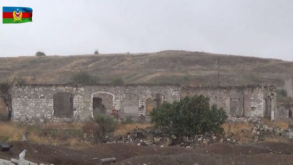 Первые кадры с освобожденного села Чахырлы  - Sputnik Azərbaycan