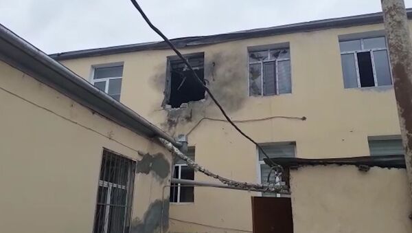 Goranboyda bu gün: Bir qadın vəfat etdi, məktəb bombalandı, polis şöbəsinə mərmi düşdü  - Sputnik Azərbaycan
