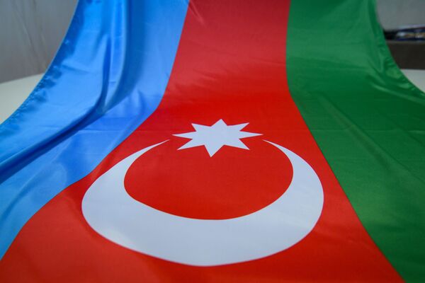 Предприятие по производству флага в Баку - Sputnik Азербайджан