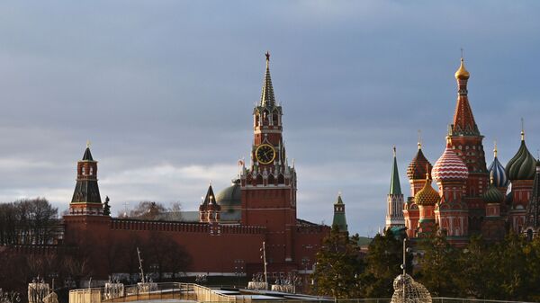 Вид на Кремль в центре Москвы, фото из архива - Sputnik Azərbaycan