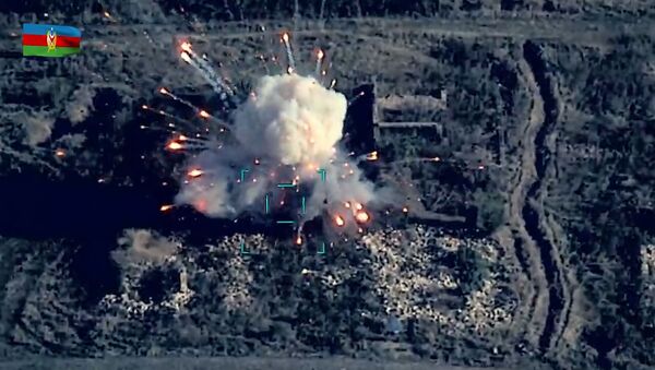 Приведенные в состояние боевой готовности зенитно-ракетные комплексы противника уничтожены - Sputnik Azərbaycan