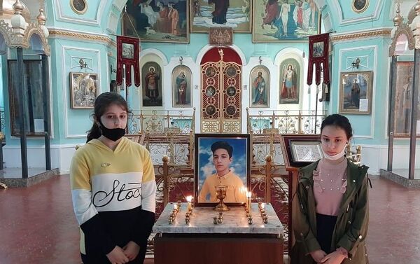 В Гяндже почтили память погибшего россиянина - Sputnik Азербайджан