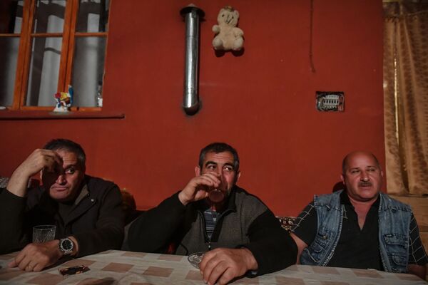 Жизнь в прифронтовых селах Агдамского района в Азербайджане - Sputnik Азербайджан