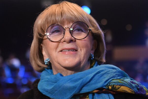 Алла Сурикова : королева советской кинокомедии Алла Сурикова : королева советской кинокомедии - Sputnik Азербайджан