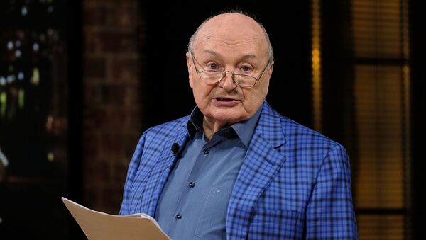 Писатель-сатирик Михаил Жванецкий, фото из архива - Sputnik Azərbaycan