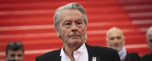 Актер Ален Делон, фото из архива Актер Ален Делон, фото из архива - Sputnik Азербайджан