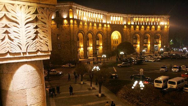 Комплекс зданий правительства Армении на главной площади Еревана. - Sputnik Azərbaycan