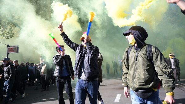 Акция протеста в Грузии - Sputnik Azərbaycan