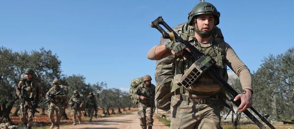 Турецкие миротворцы, фото из архива Турецкие миротворцы, фото из архива - Sputnik Азербайджан