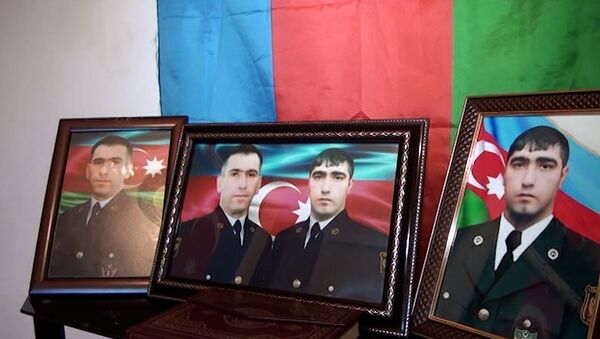 Азербайджанка вырастила настоящих героев: два брата погибли во имя Родины  - Sputnik Азербайджан