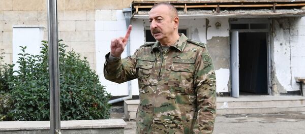 Prezident İlham Əliyev və birinci xanım Mehriban Əliyeva işğaldan azad edilmiş Füzuli və Cəbrayıl rayonlarında olublar Prezident İlham Əliyev və birinci xanım Mehriban Əliyeva işğaldan azad edilmiş Füzuli və Cəbrayıl rayonlarında olublar - Sputnik Азербайджан