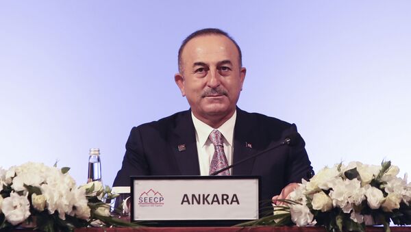 Министр иностранных дел Турции Мевлют Чавушоглу  - Sputnik Azərbaycan