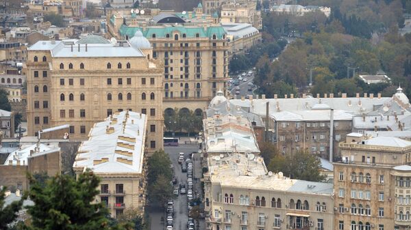 Вид на город со смотровой площадки в Баку. - Sputnik Азербайджан