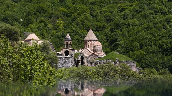 Монастырский комплекс Худавенк, фото из архива - Sputnik Азербайджан