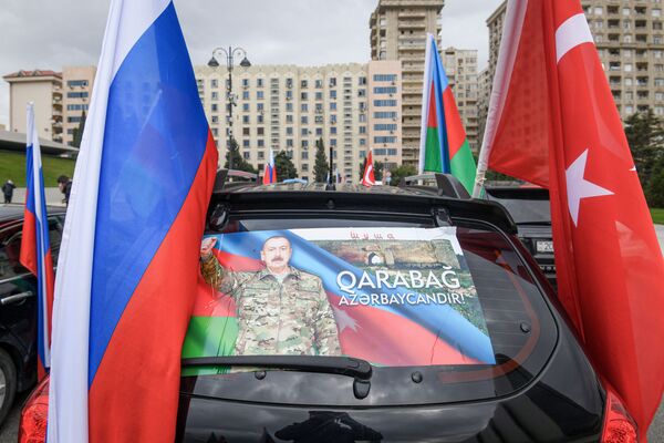 Автопробег, посвященный освобождению Кельбаджара в Баку  - Sputnik Азербайджан