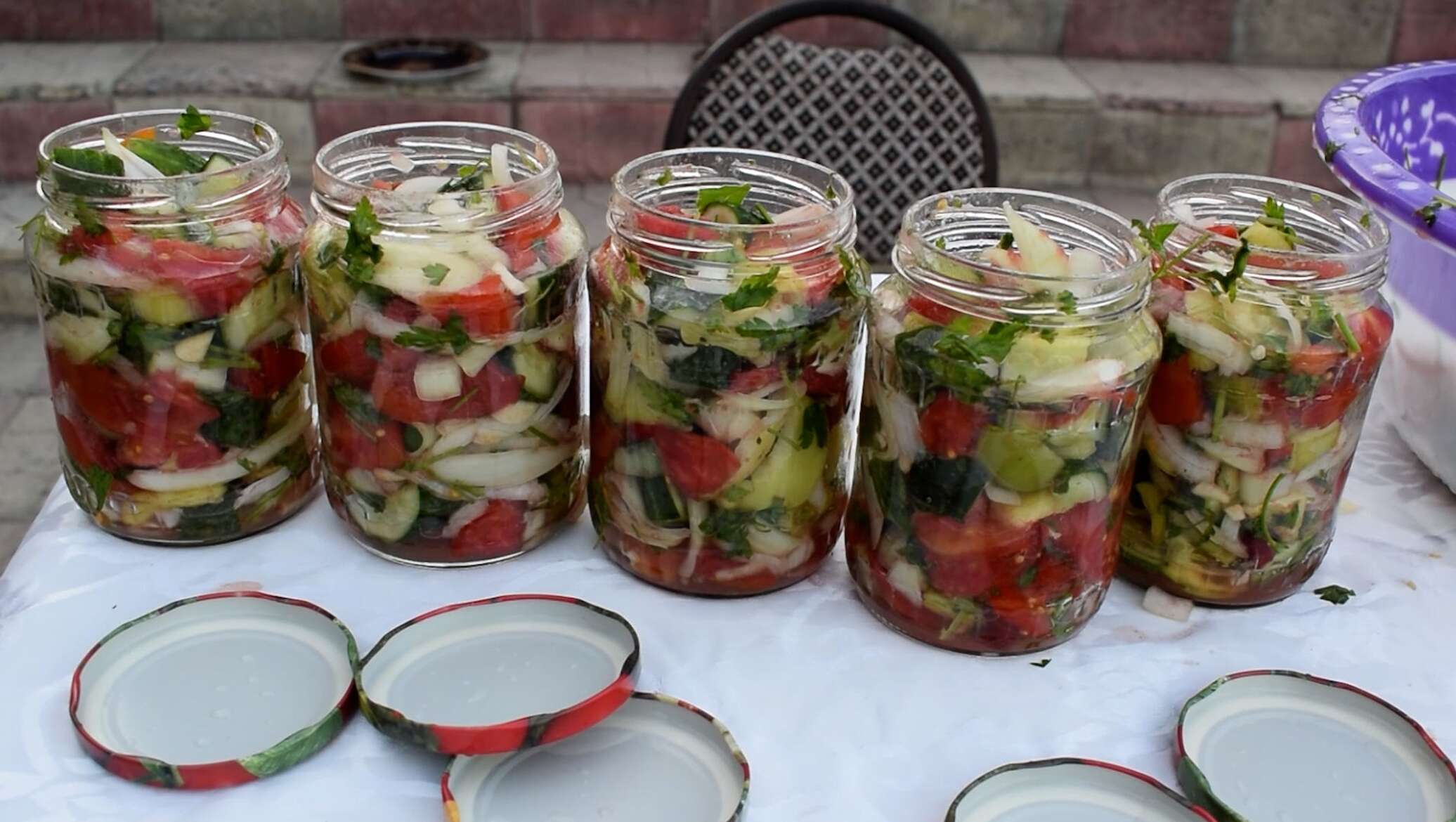 Салат вкус лета на зиму. Чобан салат. чобан салат азербайджанский.