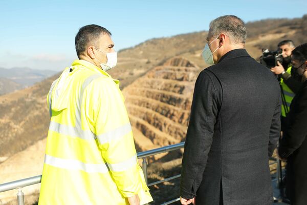 Дан старт разработке золотоносного месторождения Ağyoxuş в Дашкесанском районе - Sputnik Азербайджан
