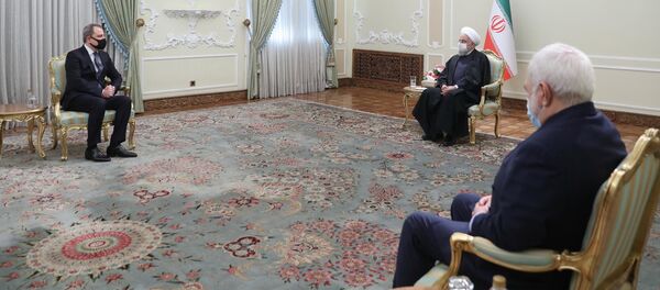 Министр иностранных дел Азербайджана Джейхун Байрамов встретился с президентом Ирана Хасаном Рухани - Sputnik Азербайджан